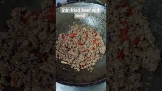 Stri-fried beef with basil. ผัดกระเพราะเนื้อแห้งๆ #ชาวไร่ชาวสวนChannel