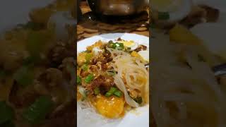 Pancit Palabok Filipino Food That You Must Try #youtubeshorts #filipinofood #noodles