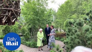 The Queen joins Will and Kate at Chelsea Flower Show