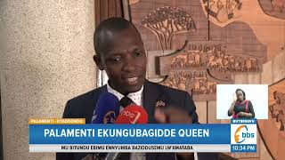 Palamenti Ekungubagidde Queen, Ababaka Basiimye Emirimu Gya Queen