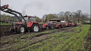 Vastgereden in modder. mf35 en Volvo bm320 hebben hulp nodig van steyr 8090 turbo