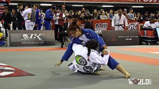 CLAUDIA DO VAL VS ANA CAROLINA VIEIRA