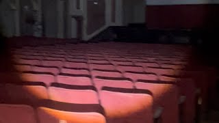 Sneaking into a massive Abanonded theatre in Chicagos Suburbs