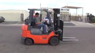 2004 Toyota 7FGCU25 Forklift - Rental Specs (5000lb Capacity / Triple Mast / LP / Sideshift)