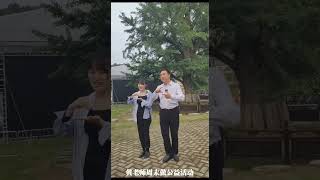 黄老师乡村公益活动挖呀挖#黄老师#幼儿园黄老师#花开富贵黄老师#挖呀挖呀挖#chinatiktok  #chinavideofunny  #chinagirlstitktok  #dearjohn