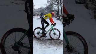 Endspurt Mannheim Radrennbahn Cyclocross Radcross 21.01.23