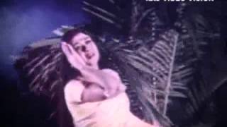 Yaraithan Nambuvatho   Parakkum Paavai   MSV   Susheela   Tamil Song