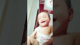 Menggemaskan!!!!inilah ekspresi wajah bayi yg ketawa ngakak