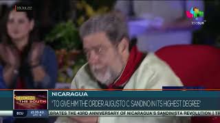 Order Augusto César Sandino given to Prime Minister of Saint Vincent and Grenadines