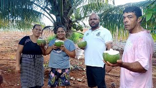 FOMOS PRA ROÇA DE MINHA IRMÃ E MEU CUNHADO REGINALDO! TOMAMOS MUITA ÁGUA DE COCO