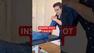 EXTREMELY LOUD AND SATISFYING FOOT CRACK!! #asmr #satisfying #osteopath #chiropractic