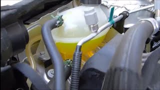 Ajuster le niveau du liquide de refroidissement de la CLIO 4