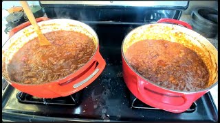 Cast Iron Wednesday 01-08-2025: Lodge Enamel vs. Lodge USA Enamel