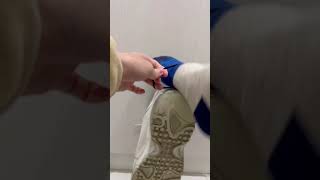 50万回再生⁉️子供のクツ落下防止する方法｜How to prevent shoes from falling #ショート #shorts #ライフハック #lifehacks #簡単diy