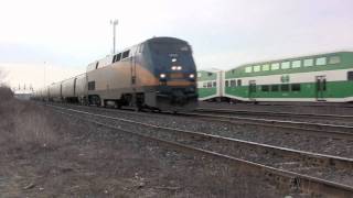 EXTREME THREE TRAIN MEET IN WHITBY ONTARIO! [HD]