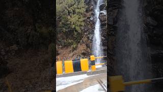 Waterfalls | Njan Chendena | Bahubali | MM Keeravani | Vijay Yesudas & Swetha Mohan |জলপ্রপাত