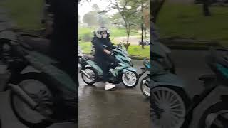 motor nya pada hedon\