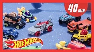 Can Hot Wheels team up to take down Skeletor?!?!😱 | World of Hot Wheels | @HotWheels