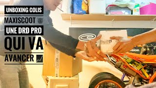 📦Unboxing colis @Maxiscoot à 2000€ ! Démontage d'un moteur Derbi Vierge 😜...EP2 du Projet DRD88ST6