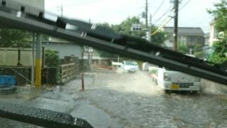 東久留米雷大雨道路冠水