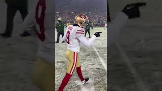 Jimmy Garoppolo gets around Robbie Gould after game winning field goal