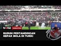 Ricuh Pertandingan Bola, Penonton Memasuki Lapangan | Kabar Pagi tvOne