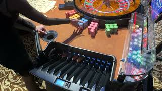 Roulette chip sorting using chipper machine #training #roulette