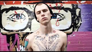 Mgk featuring Dubo-EST 4 life