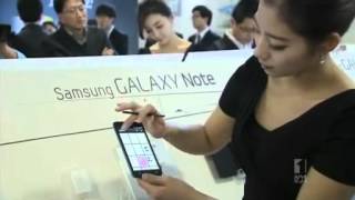 Apple sues Samsung over phone design