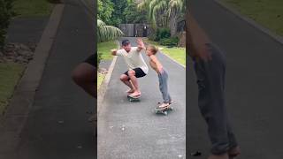 Chris Hemsworth and Elsa Patakys kids are fearless !!! 😲