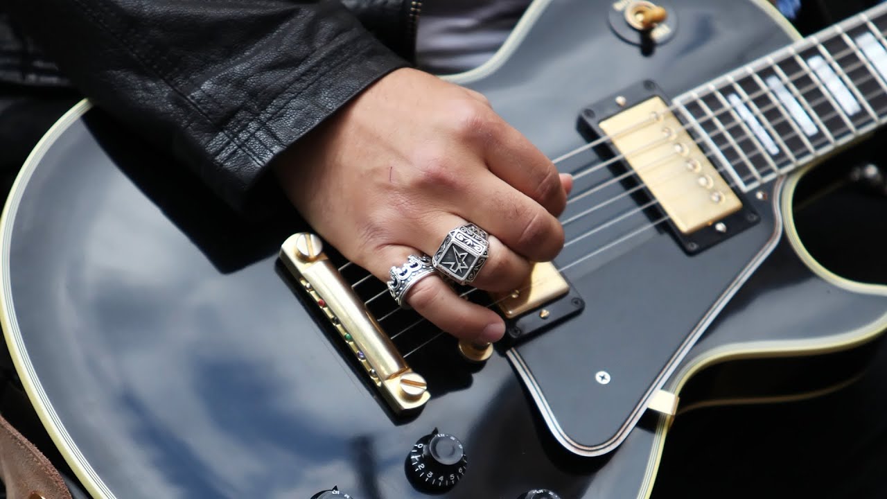 How To Use Drop B Tuning | Heavy Metal Guitar - YouTube