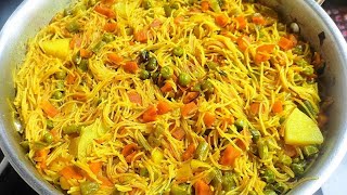 बिना अलग से उबाले खिली खिली नमकीन वेज सेवइयां।। Namkeen veg vermicelli// vermicelli upma recipe