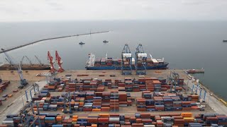 GLOBALink | Chinese-built port, highway in Cameroon boost economy, regional trade