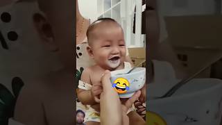 Tingkah anak lucu.  #funny #baby #cutebaby #mainananak #anakpintarlucuaktip #smile #anak #memes