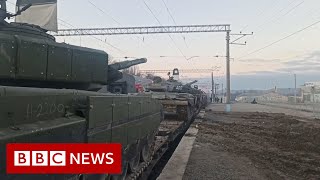 Russia says it is pulling back troops from Ukraine border - BBC News