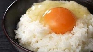 ☆ 飯動画！ただ食べるだけ～🐱一人ご飯🍚ｾﾌﾞﾝ春雨わんたんｽｰﾌﾟ、おにぎり🍙100円ｾｰﾙ参戦♥️