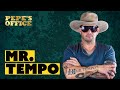 MR. TEMPO, DE LAVAPLATOS A MILLONARIO. ¿QUIÉN QUIERE SER SU SOCIO? - PEPE’S OFFICE