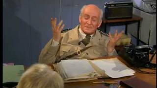Claude Gensac face à De Funès - DE L'AUTRE COTÉ DU MIROIR - Patrick Sébastien