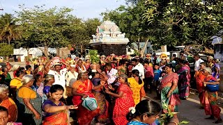 ஸ்ரீ மாரியம்மன் கோவிலுக்கு தீர்த்தம் சின்ன வாளவாடி ஸ்ரீ விநாயகர் கோவிலில் இருந்துValavadi Mariamman