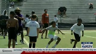 Former Lufkin High School football player hosts youth camp