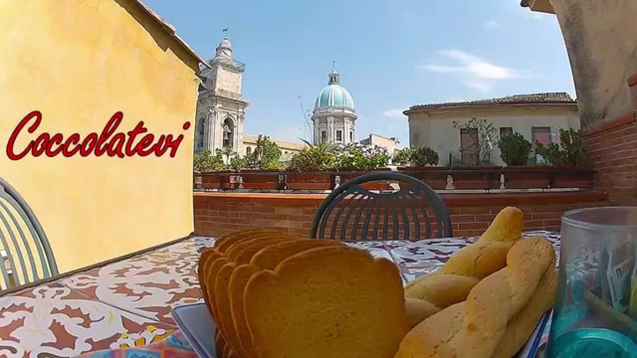 Piazza Garibaldi B&B *** Caltanissetta, Cuore Di Sicilia - YouTube