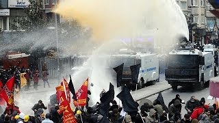 Turkey: clashes between police and protesters after funeral of teenager Berkin Elvan