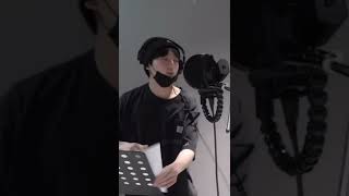 Jungkook struggling in cute while recording Left and Right 🥺