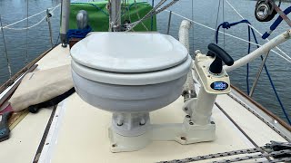 Smelly Boat Projects: fuel tank & composting head