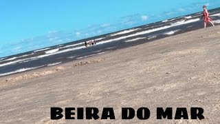 BEIRA DO MAR!!! (Brincando na areia e tomando banho)