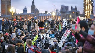 Sarah Everard vigil: Hundreds gather to protest against new police and crime bill