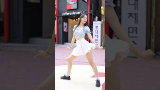 프랑스인 댄서 롤라 #본투비 #ITZY BORN TO BE #홍대 #버스킹 #4K #고화질 #쇼츠 #shorts