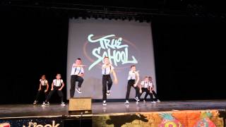 TRUE SCHOOL EVENT 2014 Never mind Catégorie enfant