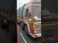 ಲೇಡಿ ಡ್ರೈವರ್ ಮಿಂಚಿನ ವೇಗ. viralshorts youtubeshorts shortsvideo ladydriver kannadaviral