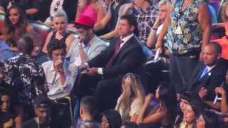 TCA'S 2013: Harry Styles \u0026 Zayn Malik Singing Along (Behind The Scenes EXCLUSIVE Footage!)